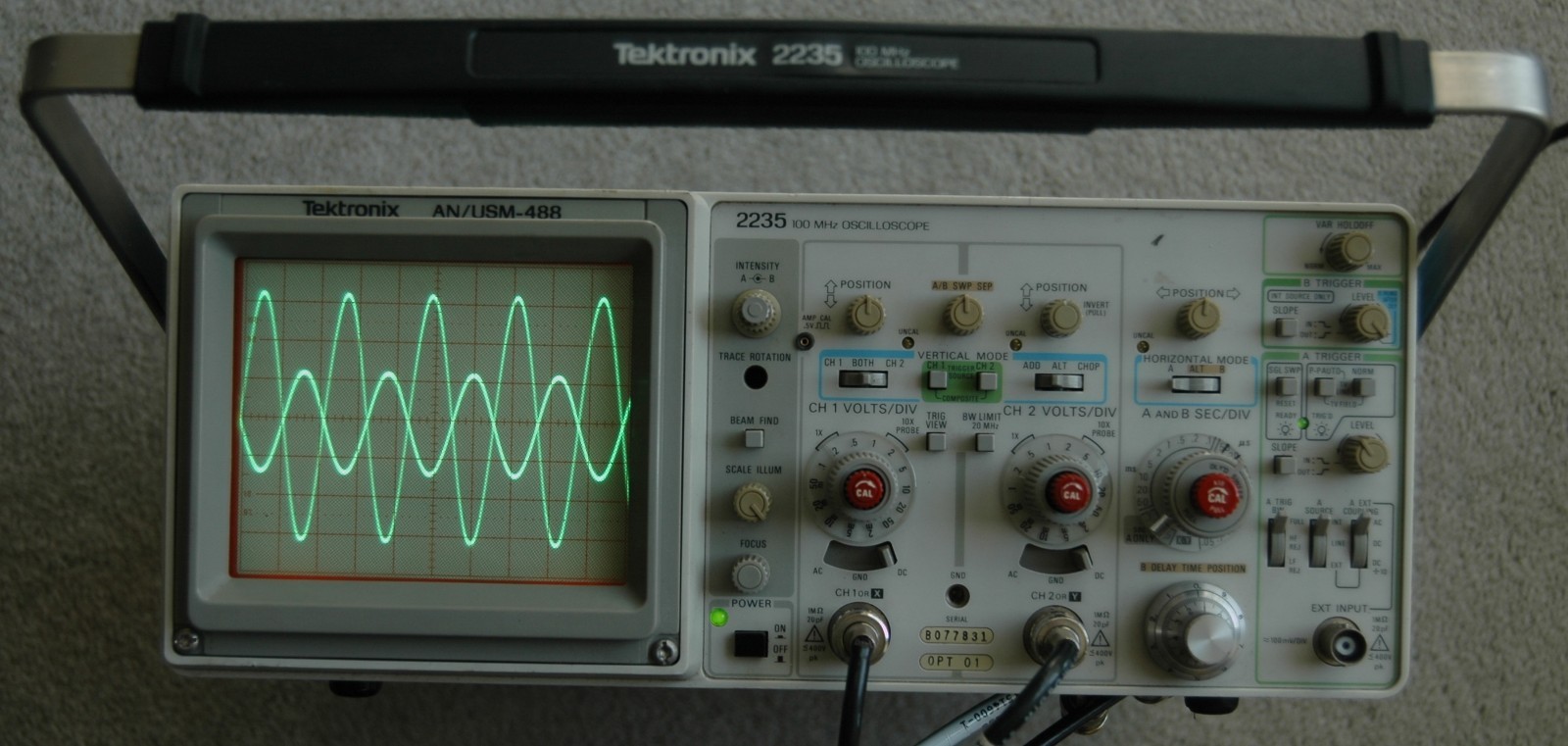 Tektronix 2235 AN/USM488 100MHz Oscilloscope, Two Probes, Power Cord Refurbished