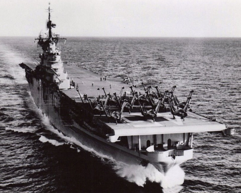 USS VALLEY FORGE 8X10 PHOTO CV-45 NAVY US USA MILITARY AIRCRAFT CARRIER SHIP