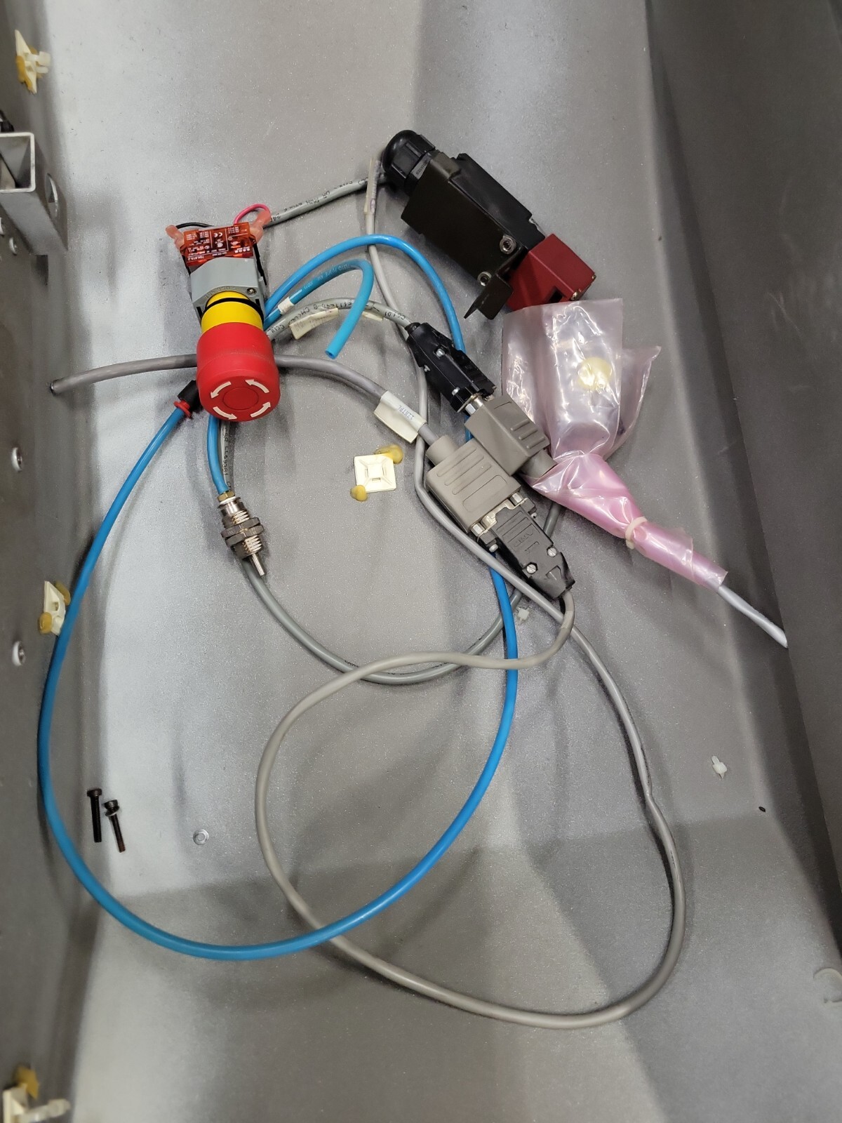 Universal Instruments GSM Hood Interlock Assembly