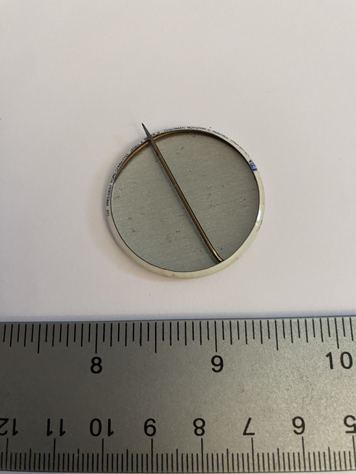 Ford Dole Political Pin Back Button P66
