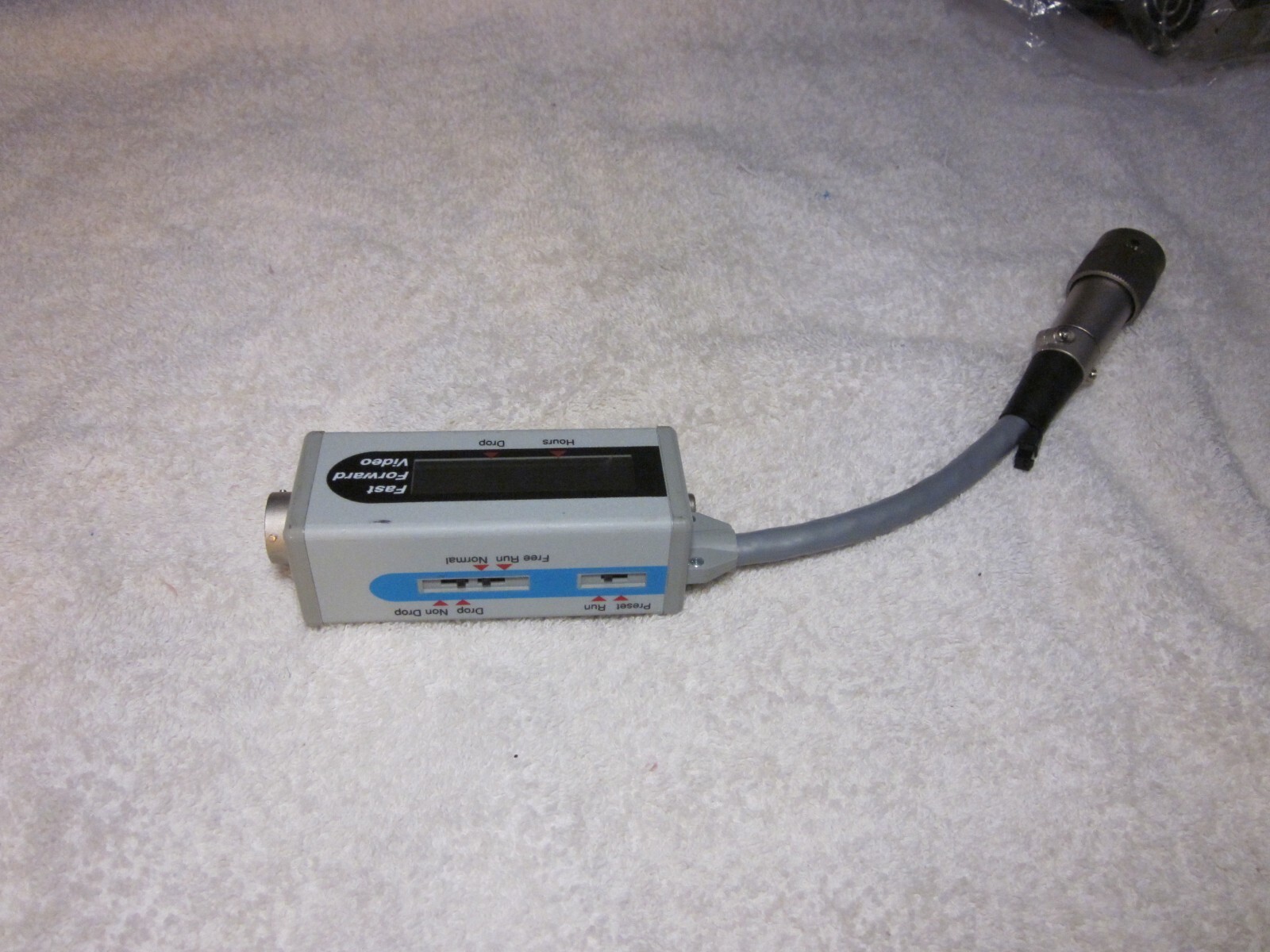 SMPTE TIME CODE GENERATOR/ READER P-1