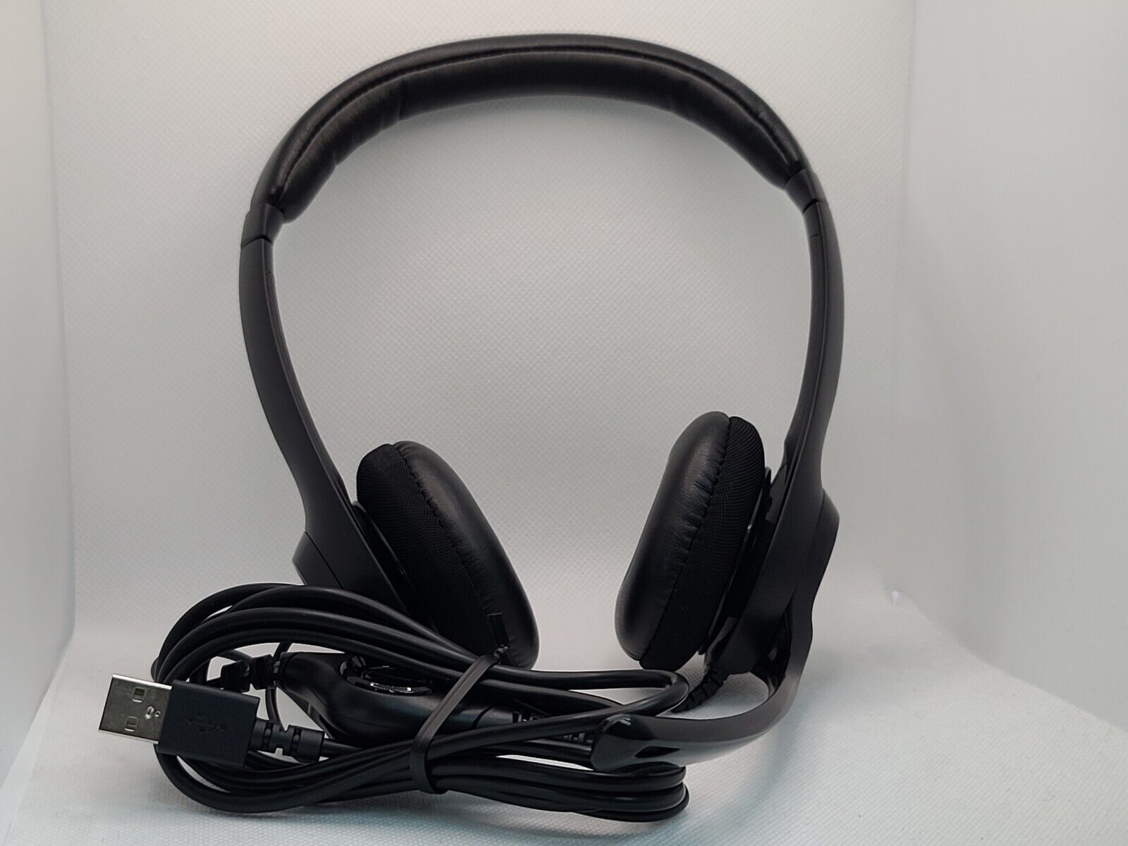 Logitech H390 Wired USB Noise-Cancelling On-Ear Headset Black 981-000014 TESTED