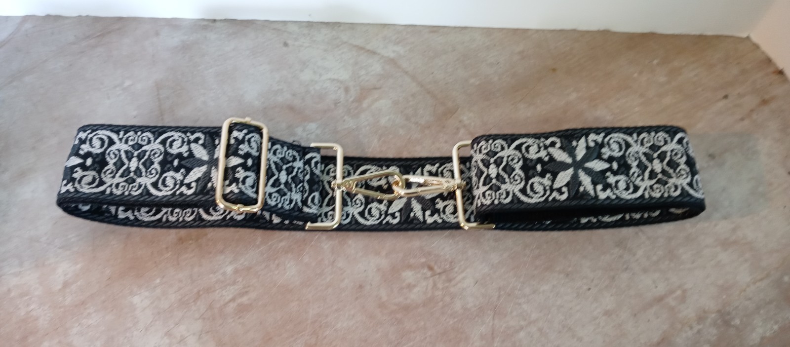 Alba Luggage Strap w/ Gold Hardware and Lobster Clasp Closure 1 (ea.)