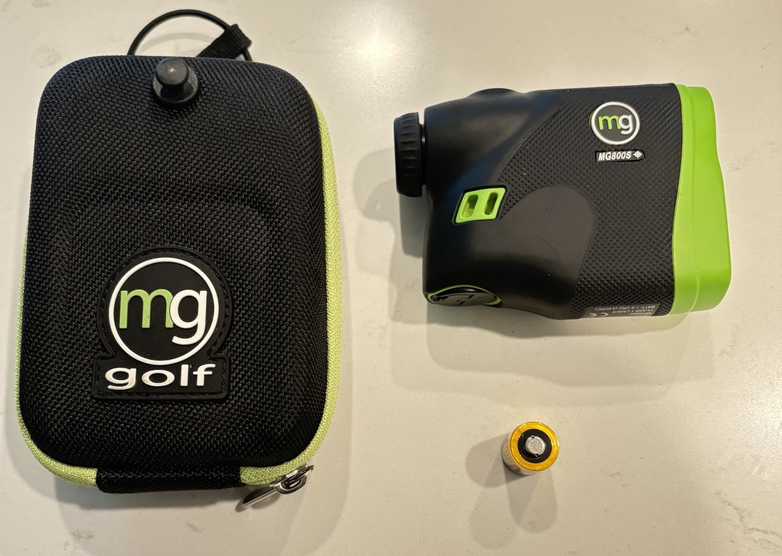 MG Golf MG800S Laser Range Finder w/ Case And Battery - Perfect