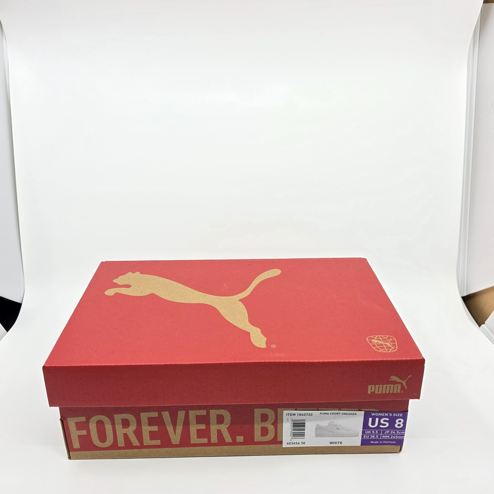 PUMA COURT SNEAKER,WHITE SIZE 7. 7.5, 8,9, 11