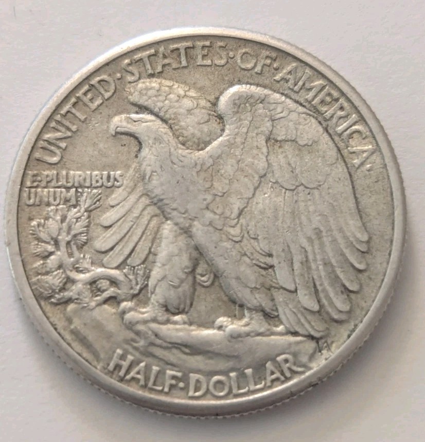 1941 Walking Liberty Half Dollar -T649
