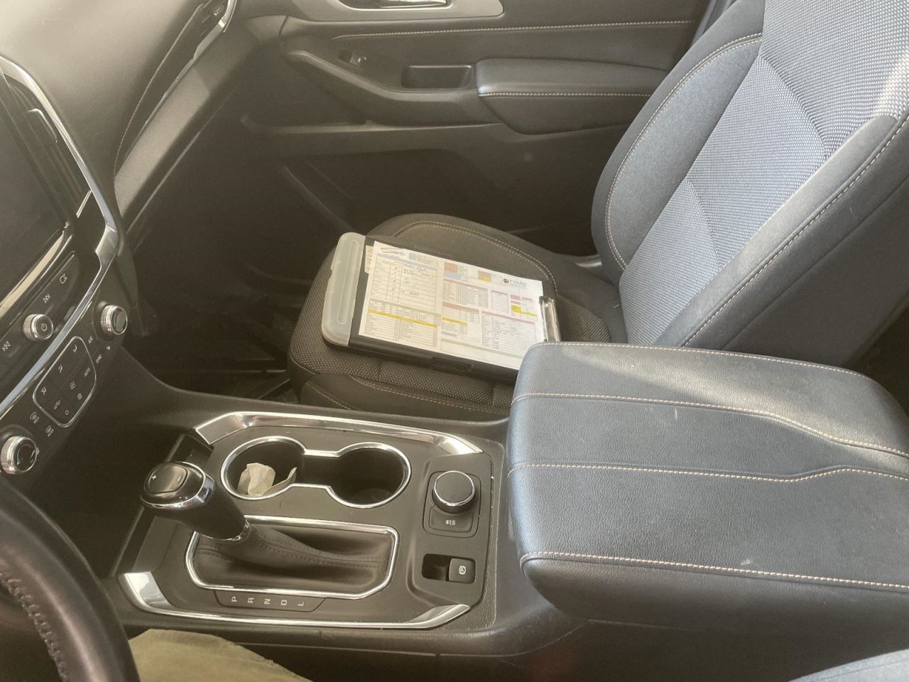 TRAVERSE 2019 Air Shutter 1061607