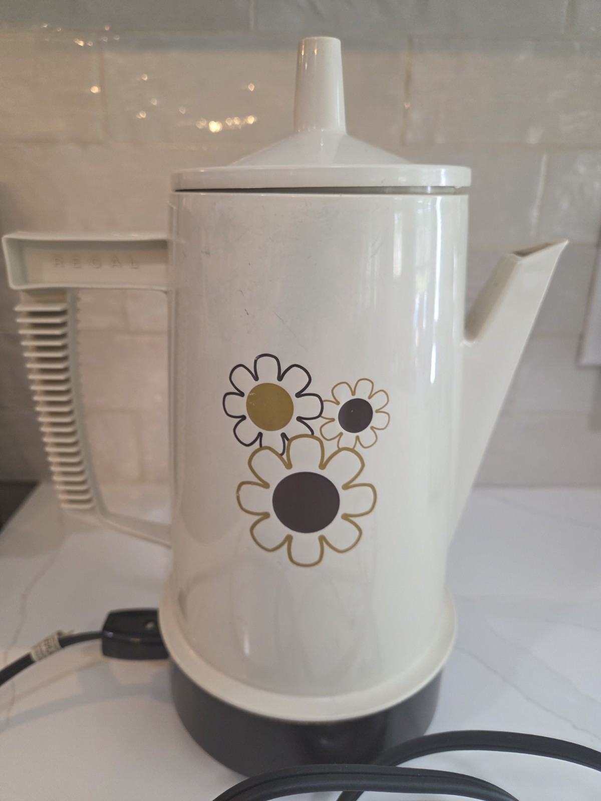 Vintage 1970's Regal Poly-Perk 4-8 Cup Coffee Pot Percolator 7508  Floral