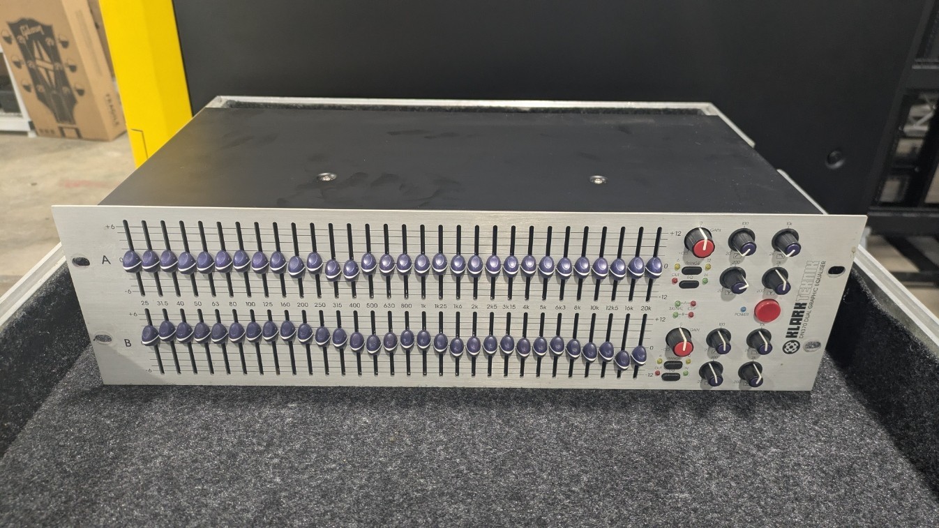 USED Klark Teknik DN360 2-Channel 30-Band Graphic EQ - Item 5