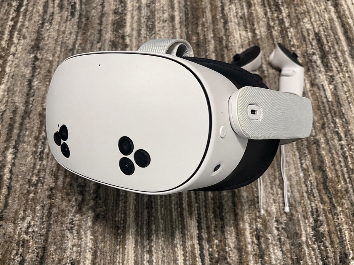 Meta Quest 3S  128GB VR Headset - (EXCELLENT CONDITION!!!)