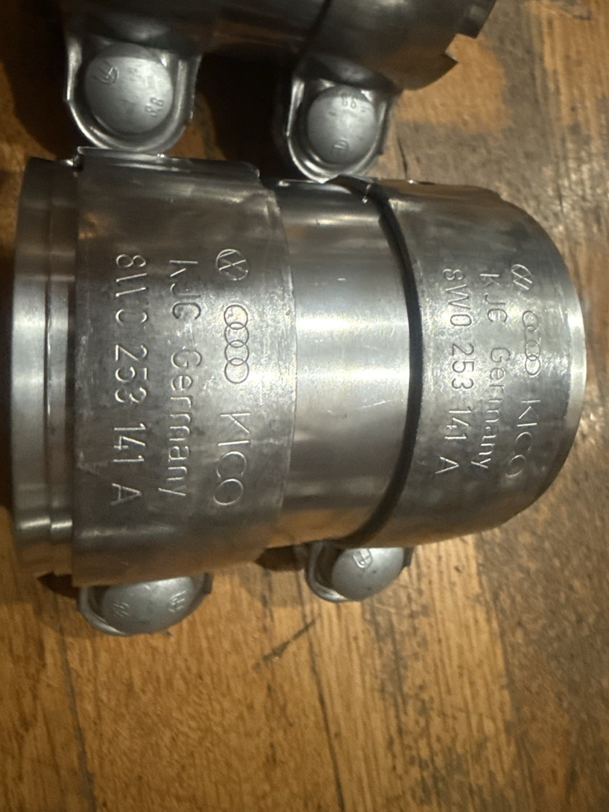 Muffler Clamp - Audi (8W0-253-141-A)