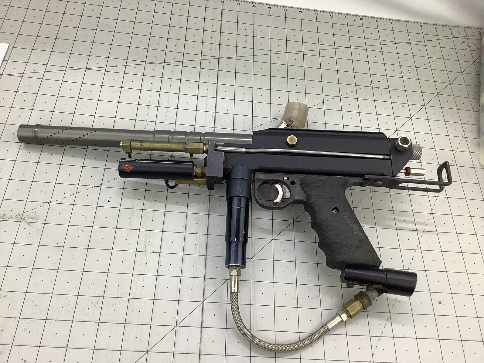 Right Feed Autococker Paintball Marker Black untested selling as is for parts