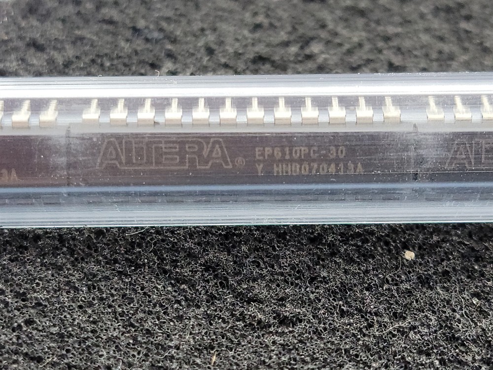 New (1pc) EP610PC-30 ALTERA IC Programmable