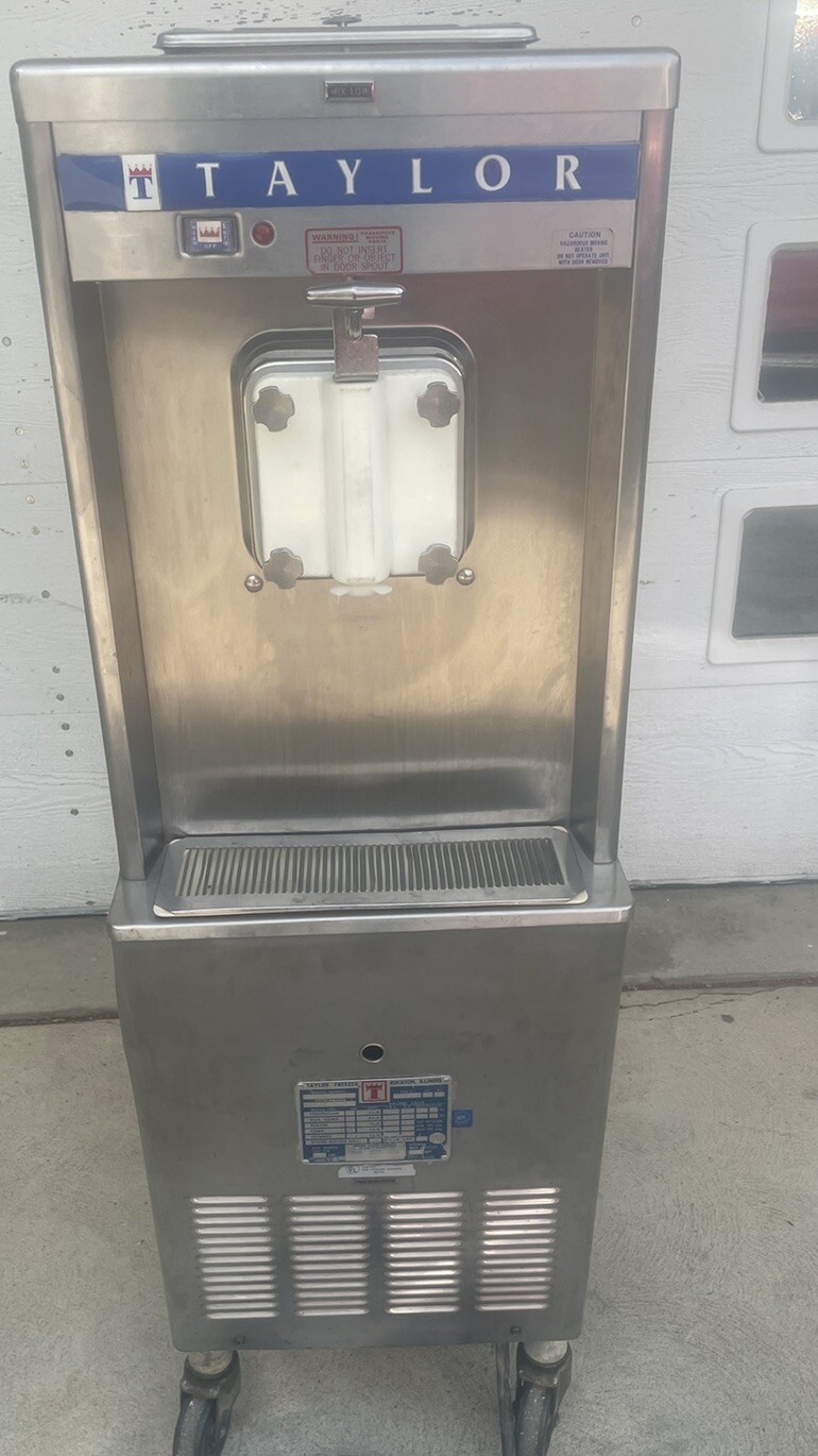 TAYLOR 741-27 Soft Serve Ice Cream Machine AIR COOLED   220VAC