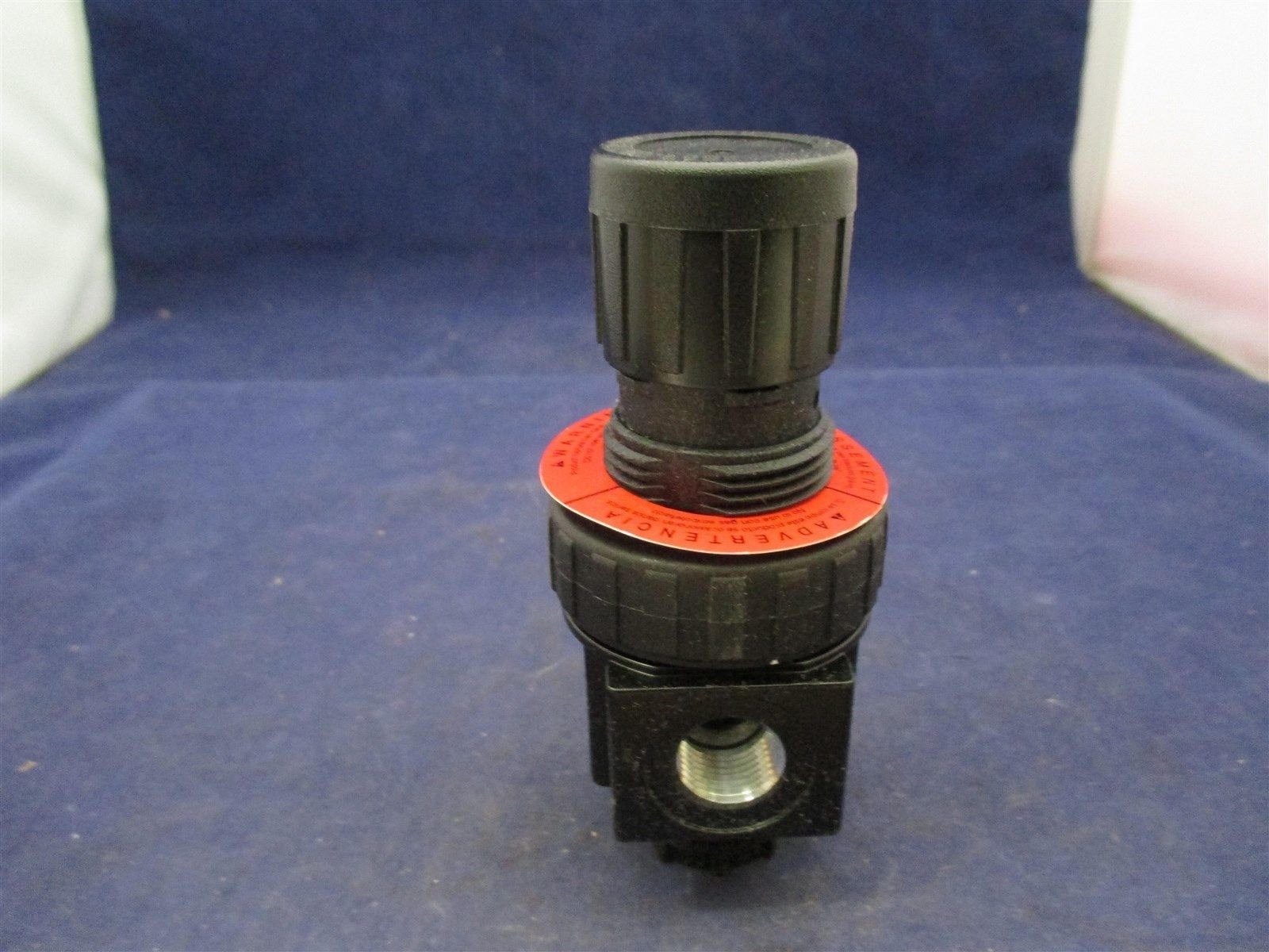 Parker 05R213AD Pneumatic Regulator new