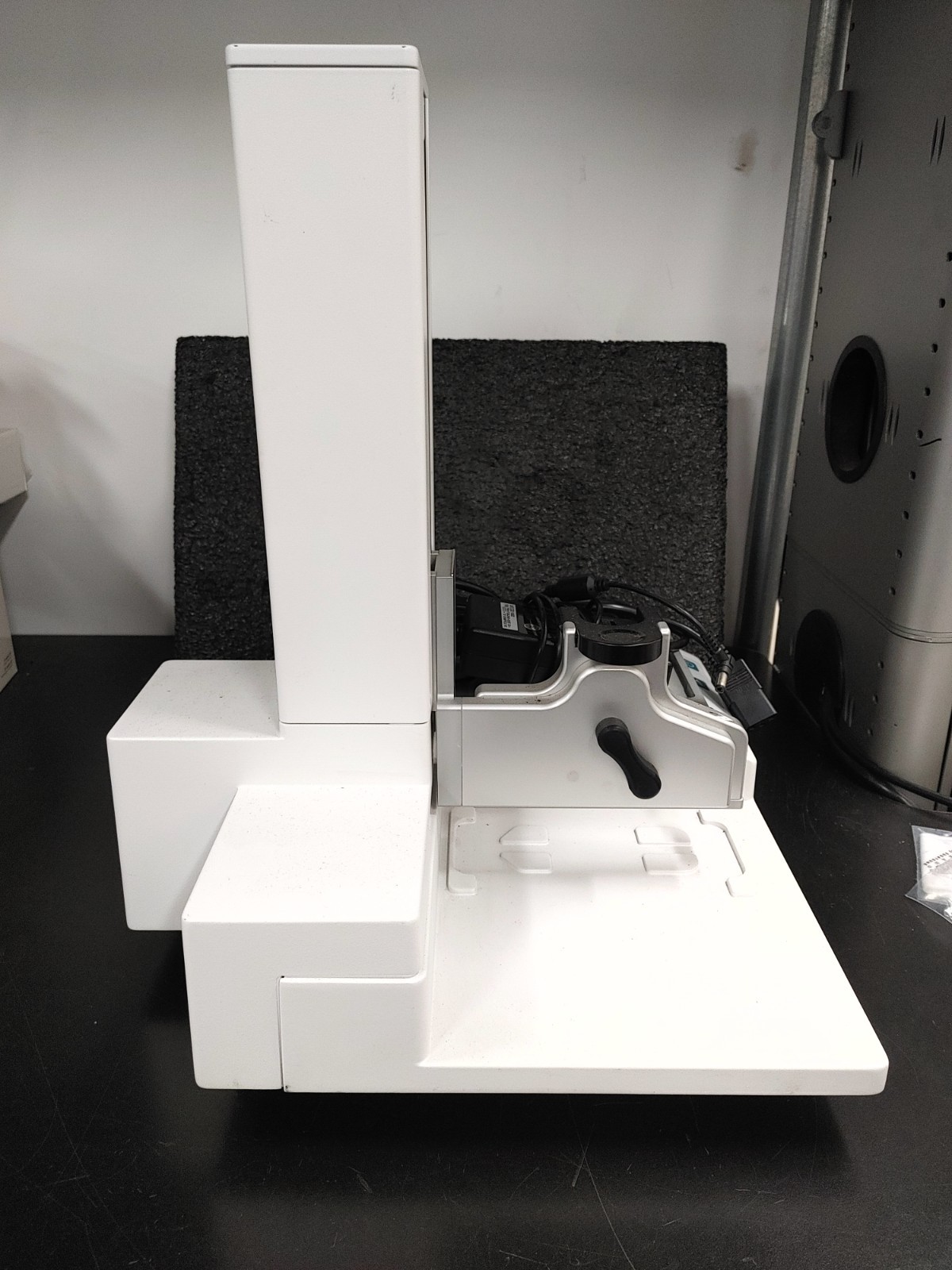 INTEGRA VIAFLO ASSIST Automating Multichannel Pipette