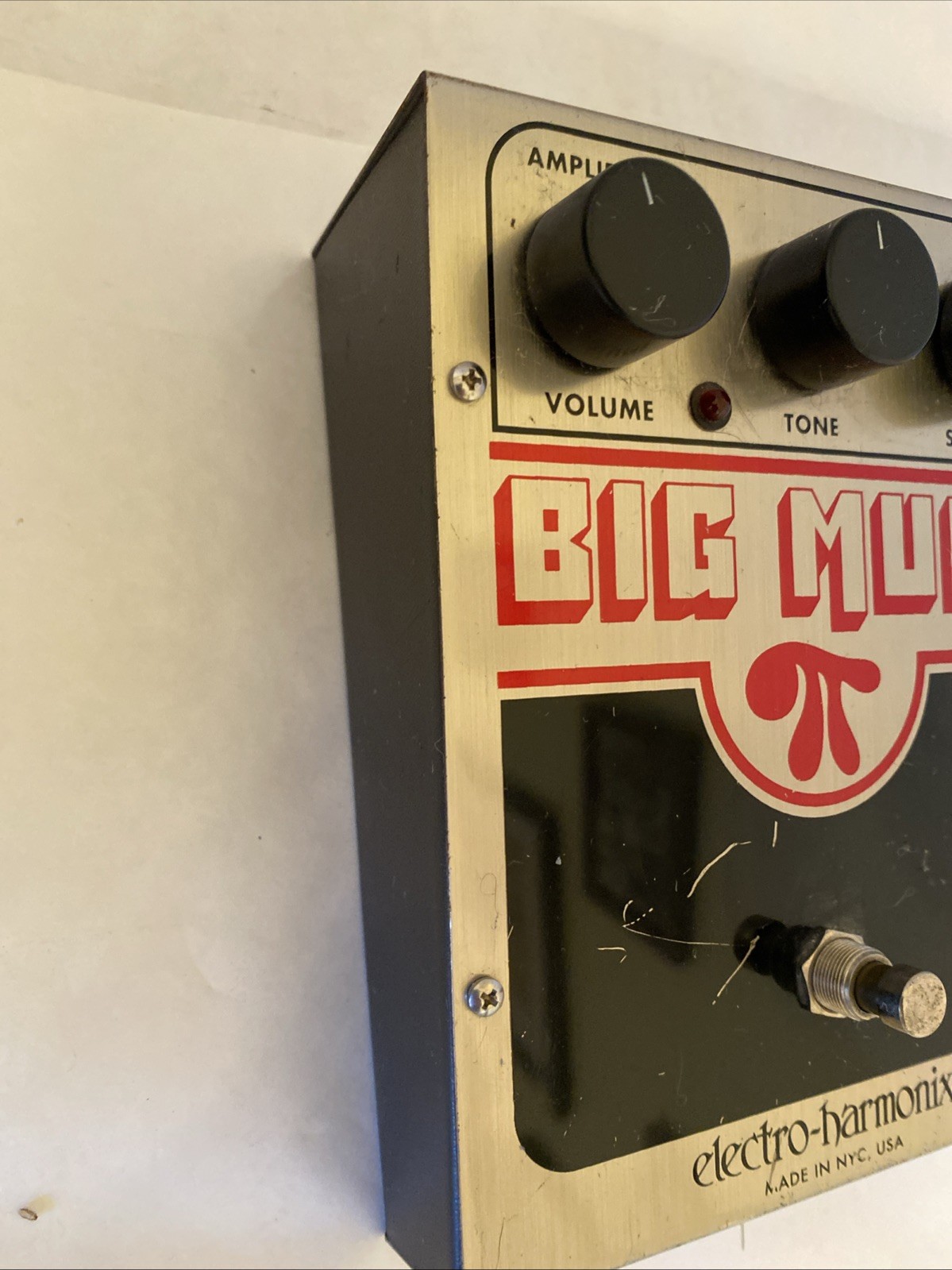 Electro-harmonix Big MuffP1 Distortion Fuzz Effects Pedal Untested