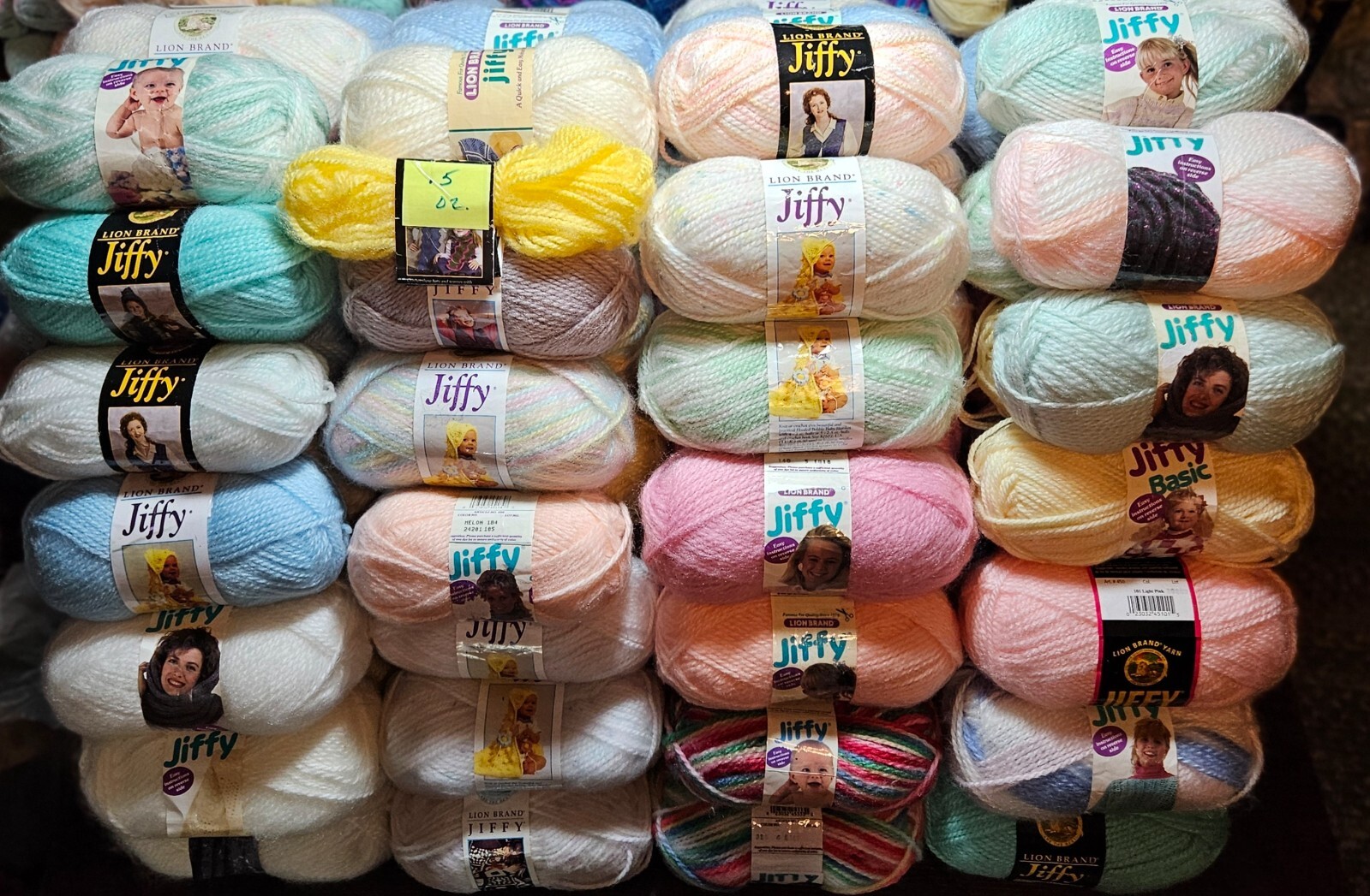 Lion Brand JIFFY MOHAIR LOOK Yarn🧶25-COLORS🧶1.8oz.-3oz. Skeins🧶SOLD PER SKEIN