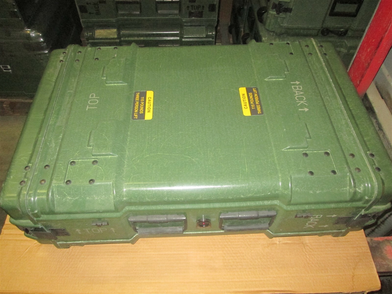 Rackmount 04U x24 Slide Out General Dynamics Composite Shock Mount Rack Case A2