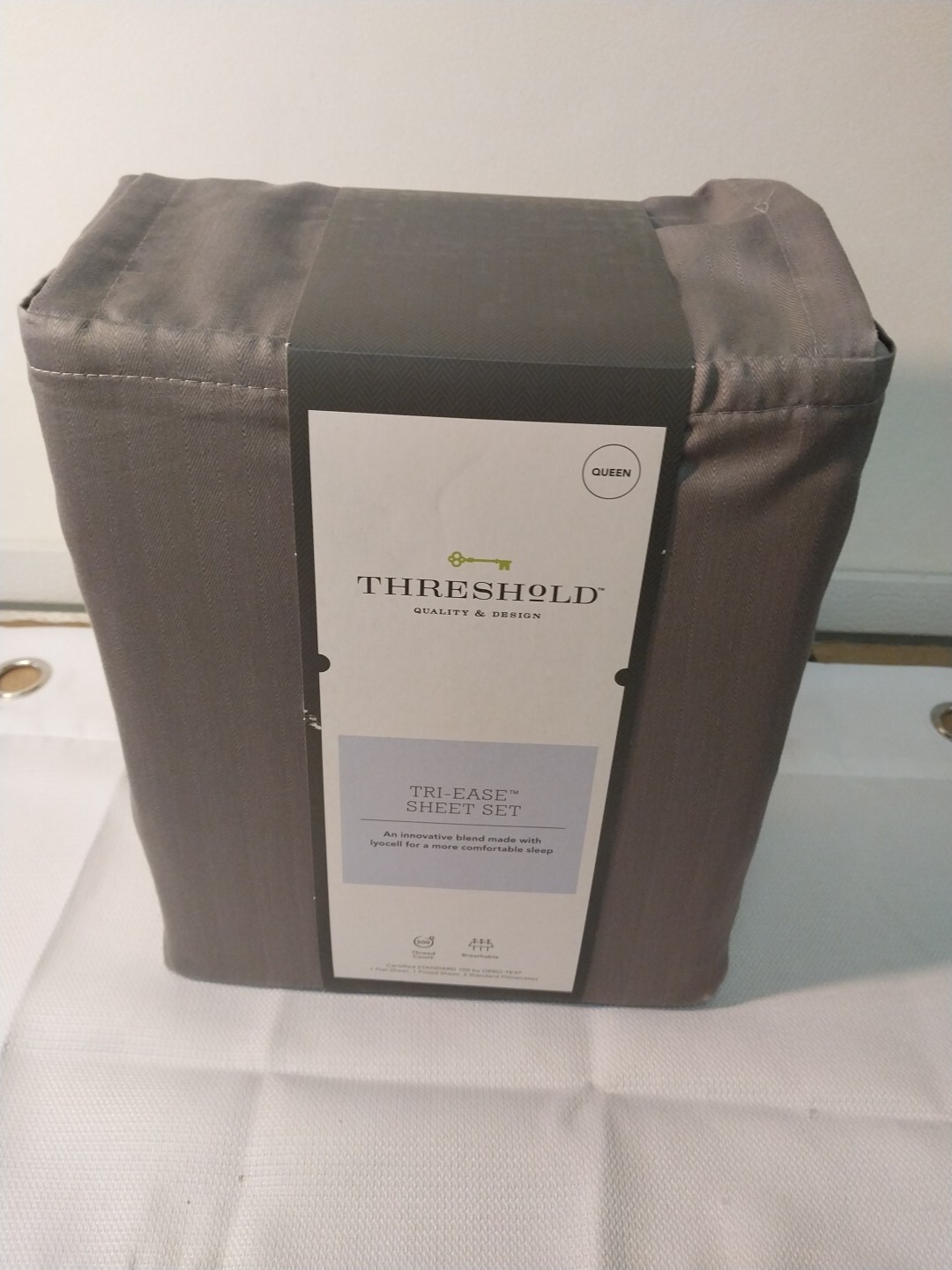 Threshold Queen Size 500 TC Tri-Ease 4PC Sheet Set Grey