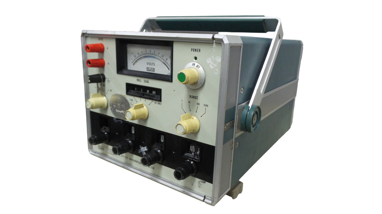 Fluke 893A AC-DC Differential Voltmeter - Free Shipping