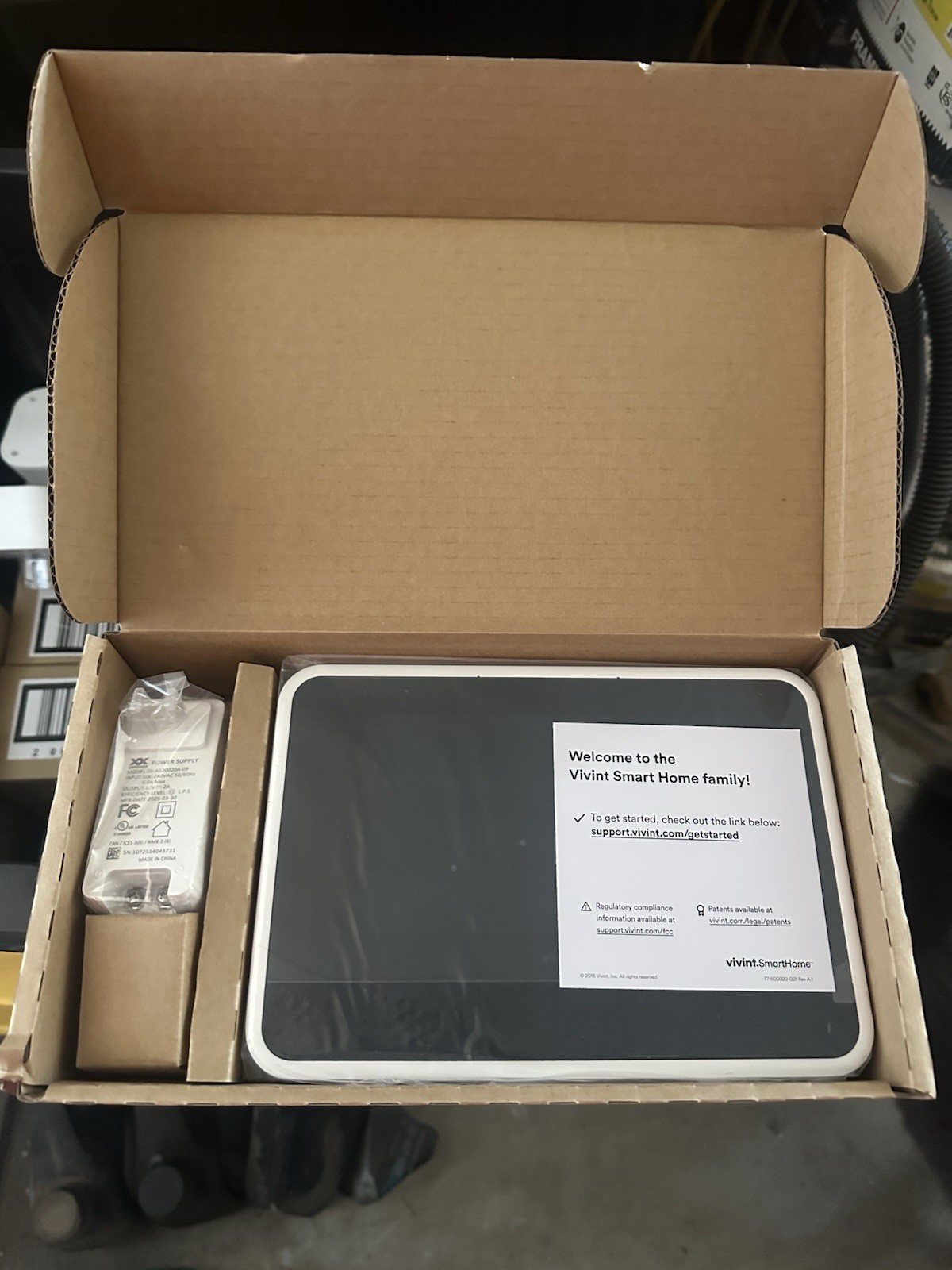 Vivint Smart Hub 2nd Gen Control Panel VS‑SH2000‑C00. Brand New UPDATED!!!