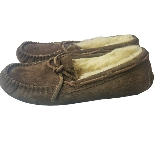 Ugg Dakota 5612 brown suede shearling slippers womens 7