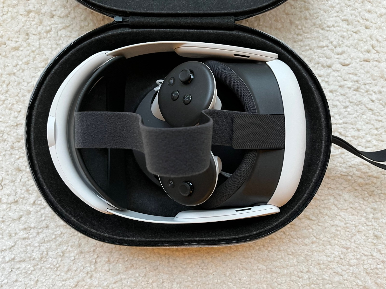 Meta Quest 3 128GB VR Headset with Elite Strap and Carrying Case