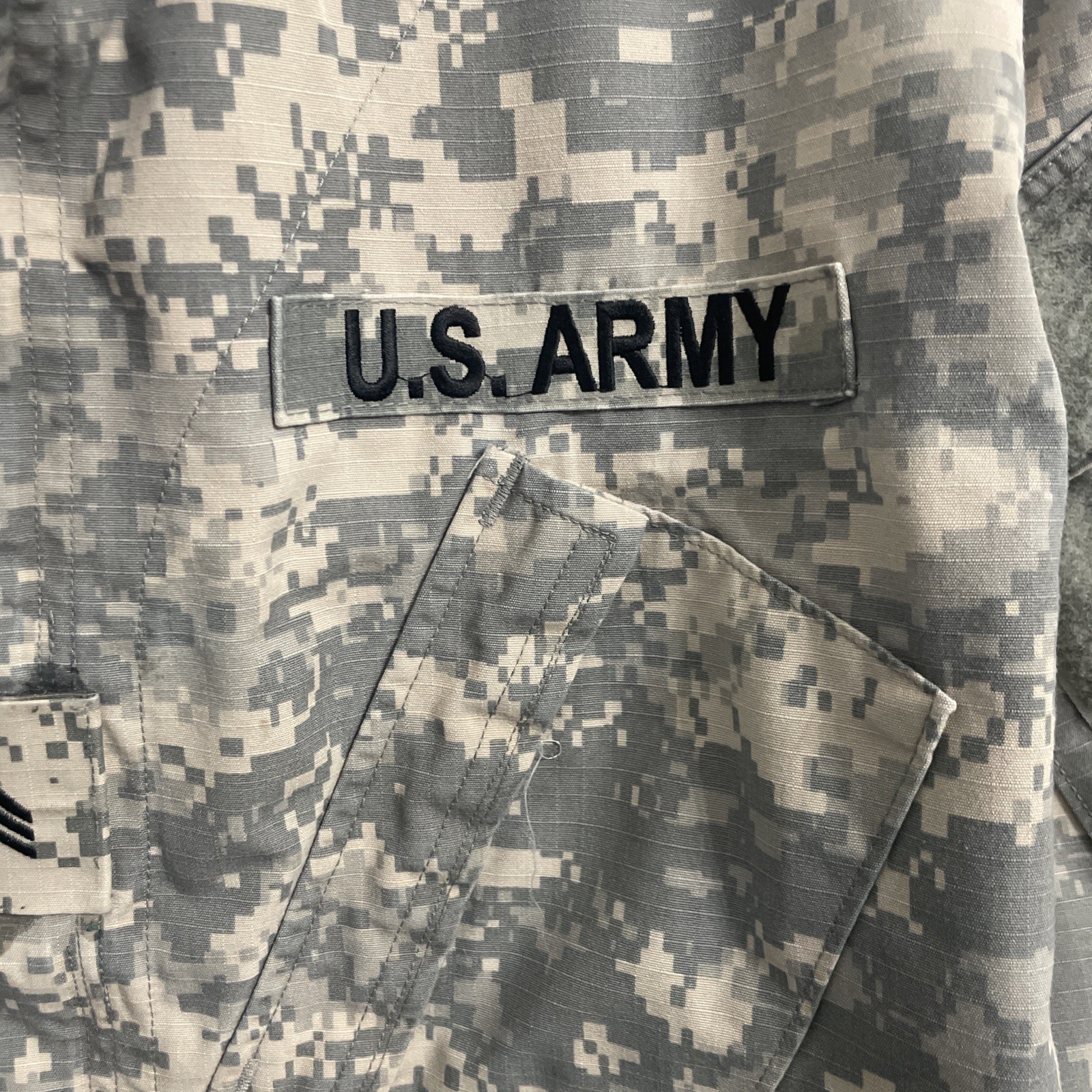 Field Jacket (SMALL-REGULAR) Digital Camo Cold Weather Army Coat