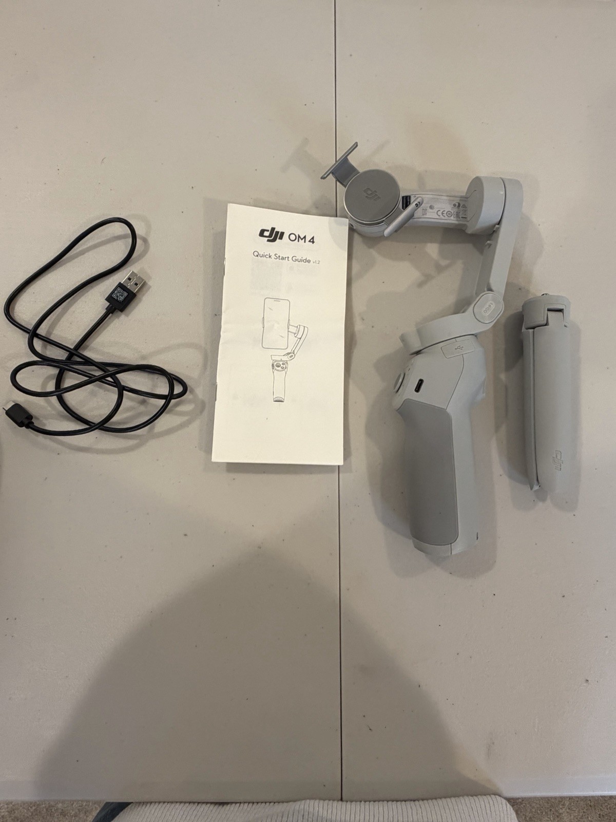 DJI Om 4 SE Gray Foldable Stabilizer Gimbal With Hard Case