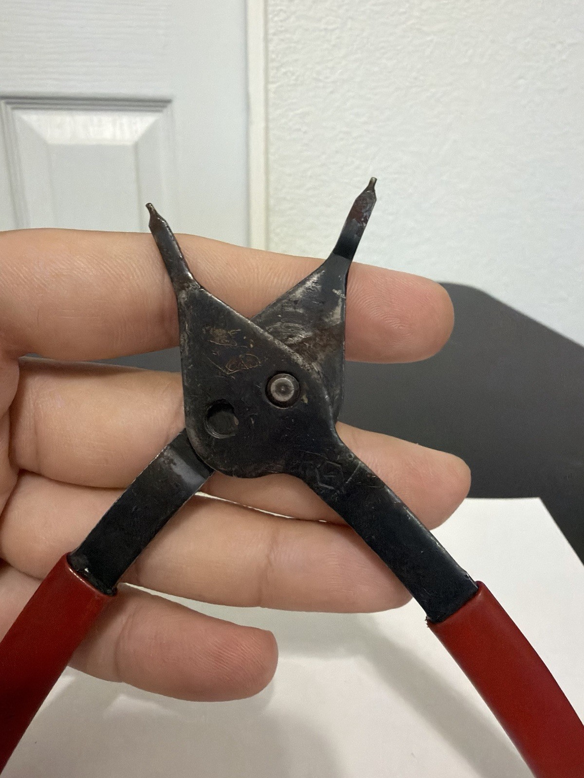 MAC TOOLS TP32, SNAP - RING PLIERS, 6" LONG *REVERSIBLE*