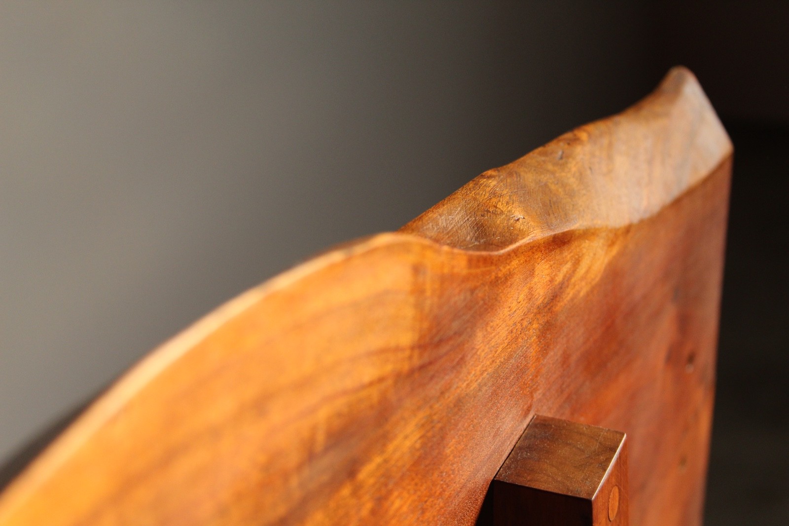Studio Live-Edge Walnut Bench by Gino Russo, 1970s
