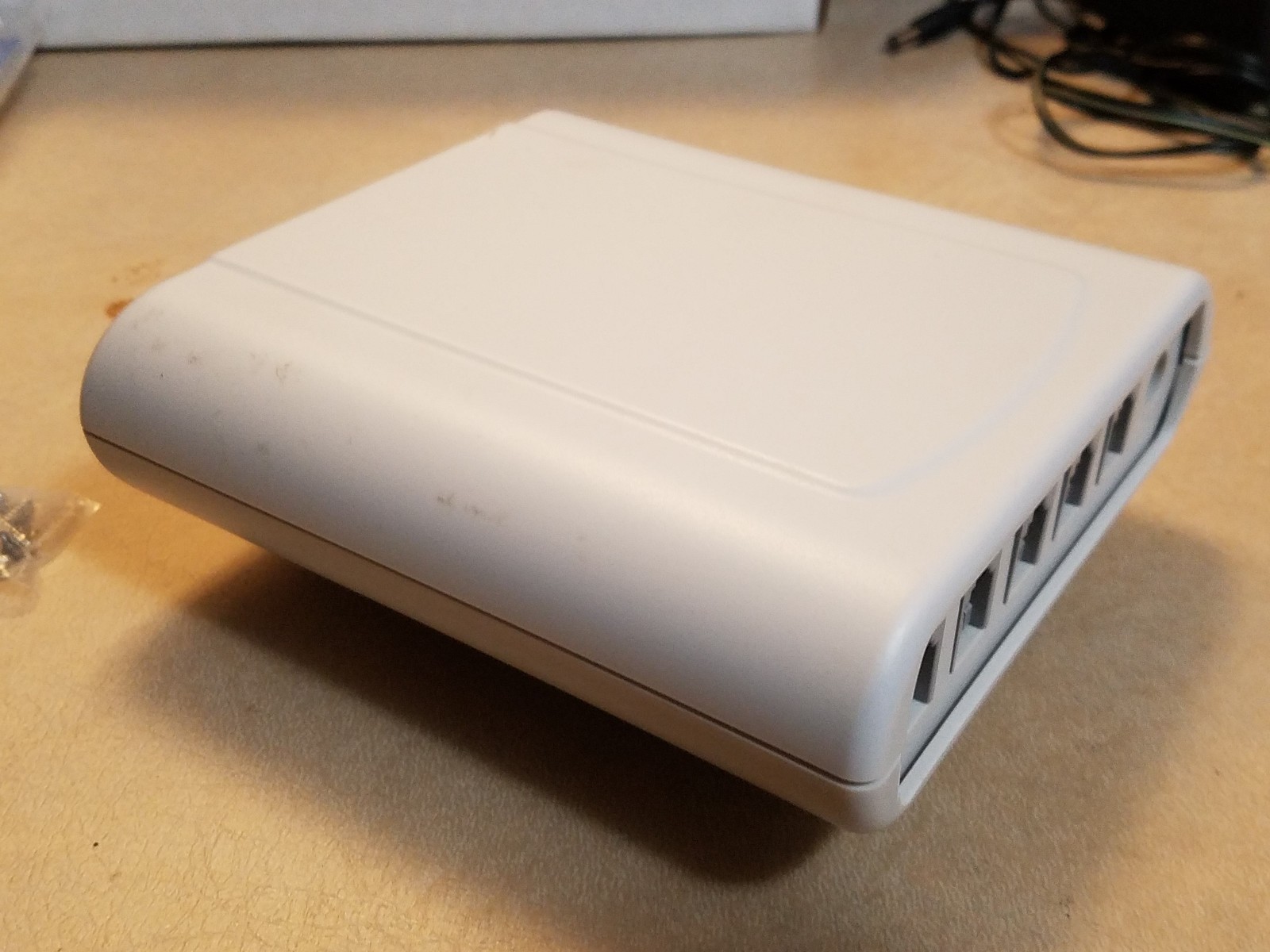 Command Communications ComSwitch 3.0 Shares Phone line between multiple devices