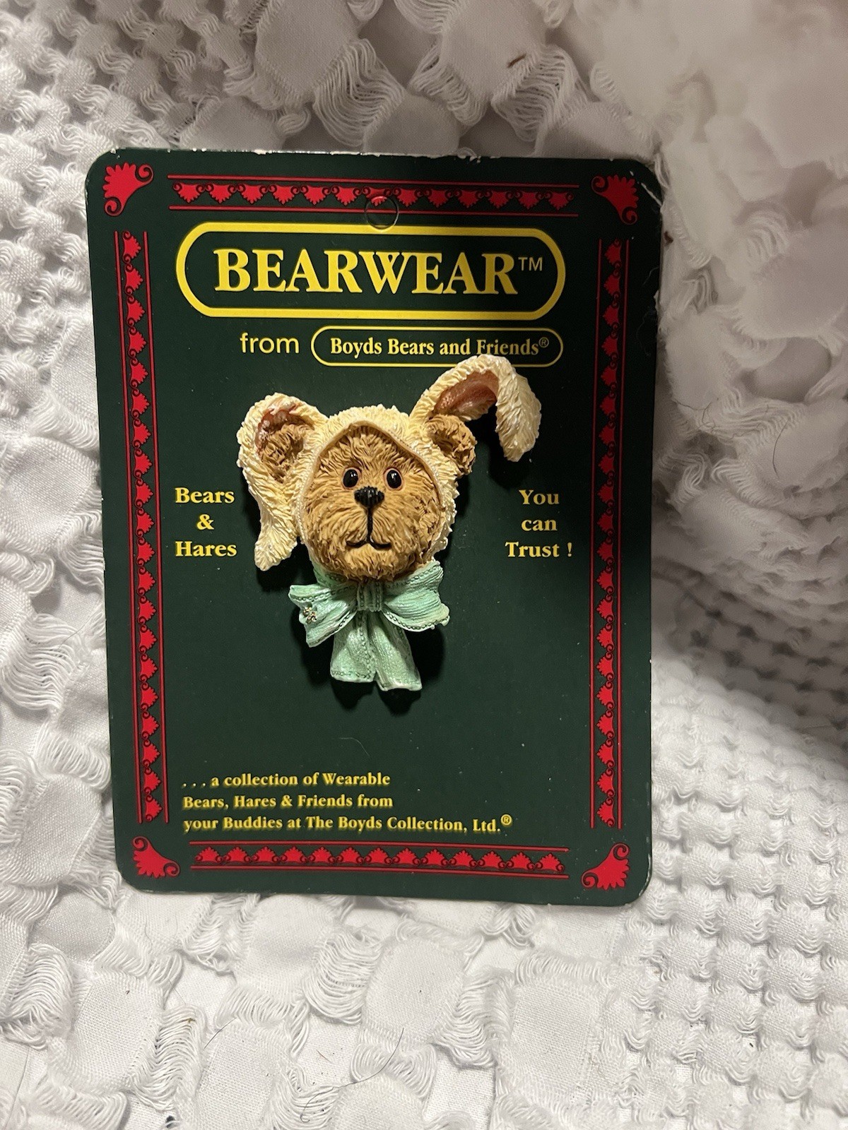 Boyds Bears and Friends Handmade Bear Brooch Resin Easter 2004 Collectible