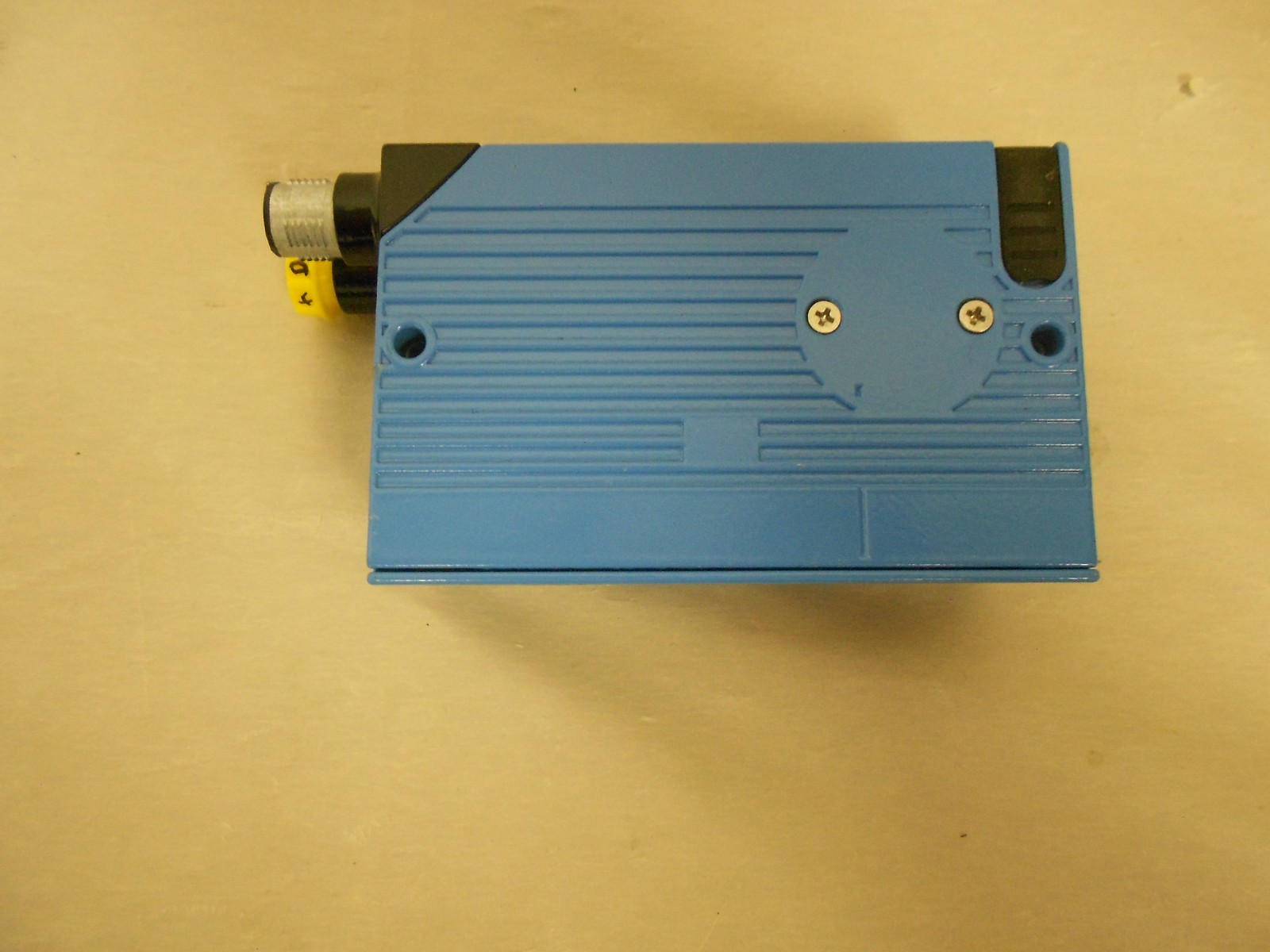 SICK CLV650-08300A Industrial Barcode Scanning Sensor 1050845