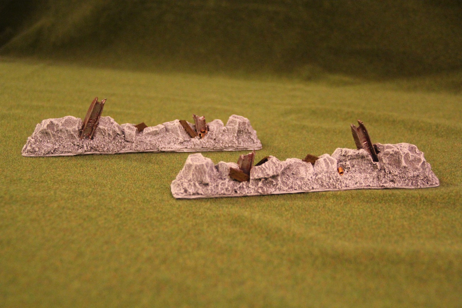 War games scenery destroyed concrete modular walls, resin cast warhammer style.