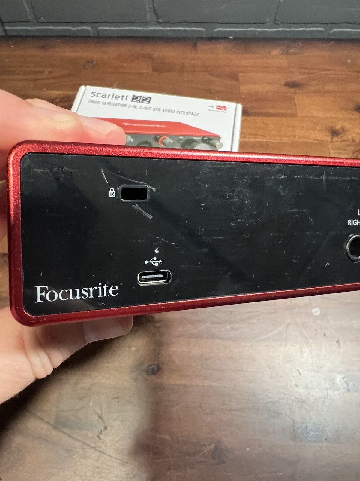 Focusrite Scarlett 2i2 (3rd Generation) USB Audio Interface