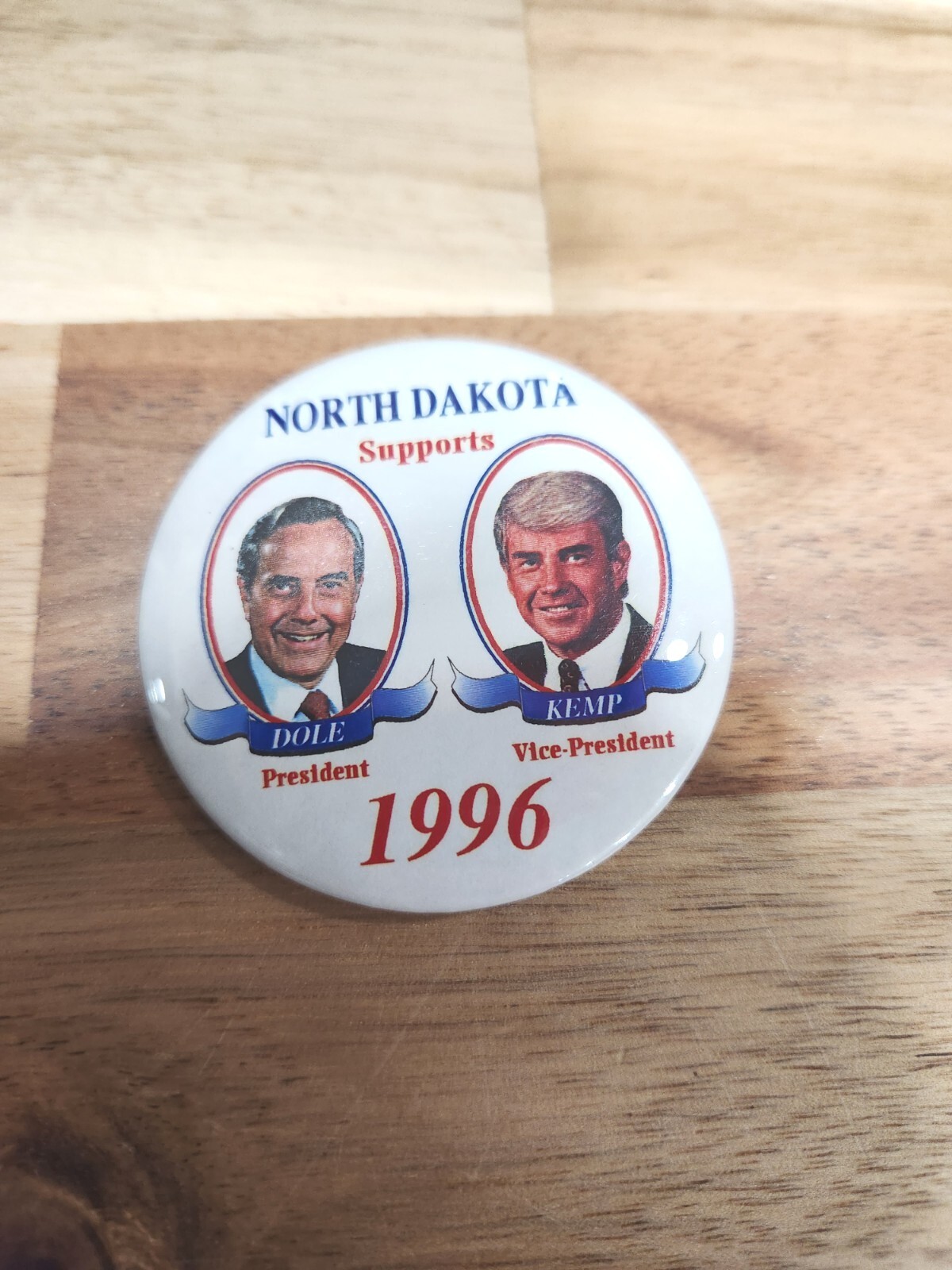 Vintage Bob Dole / Kemp Republican Presidential North Dakota Campaign Pin Button