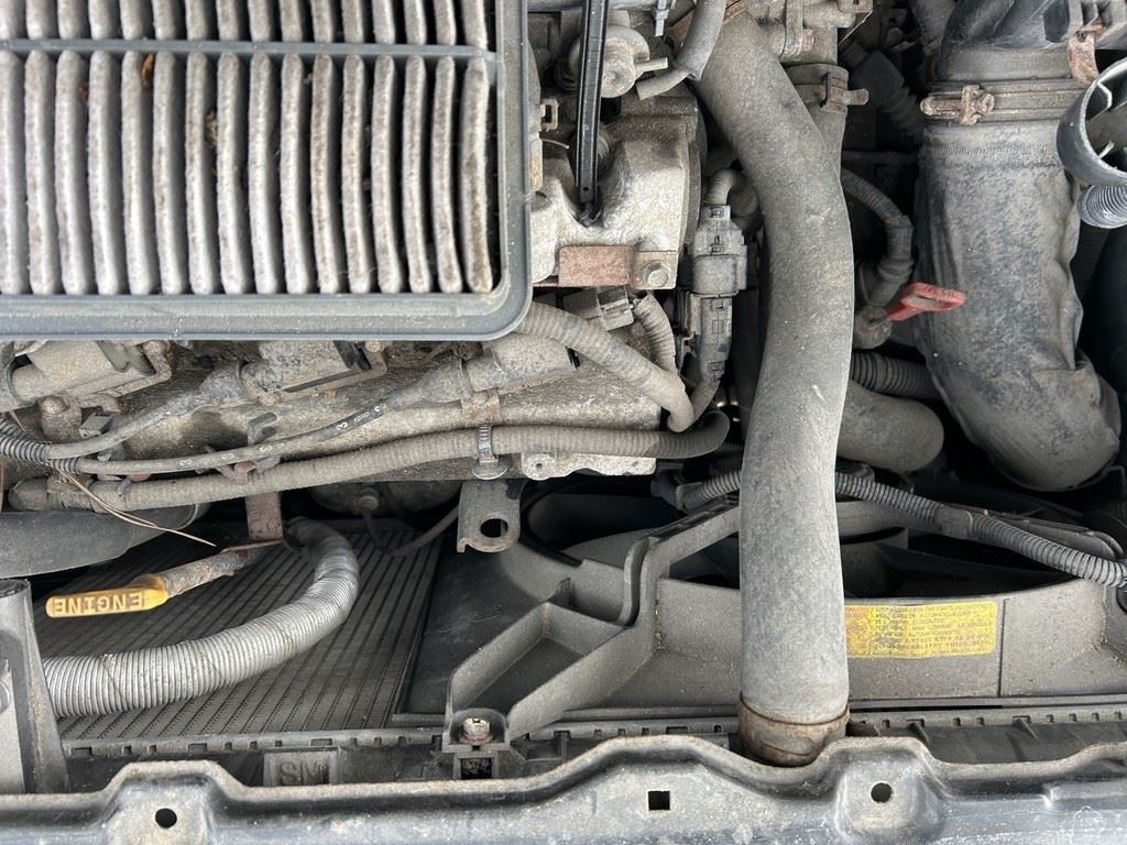 Driver Left Front Spindle/Knuckle With ABS Fits 02-04 SANTA FE 104815536