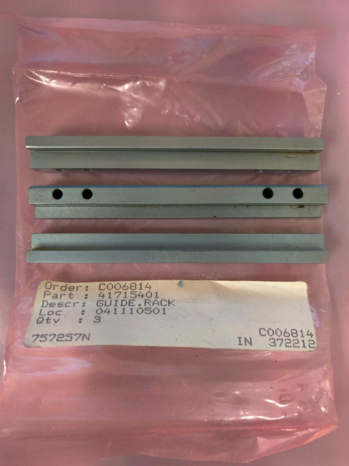 Universal Instruments Rack Guide 41715401 Pack Of 3