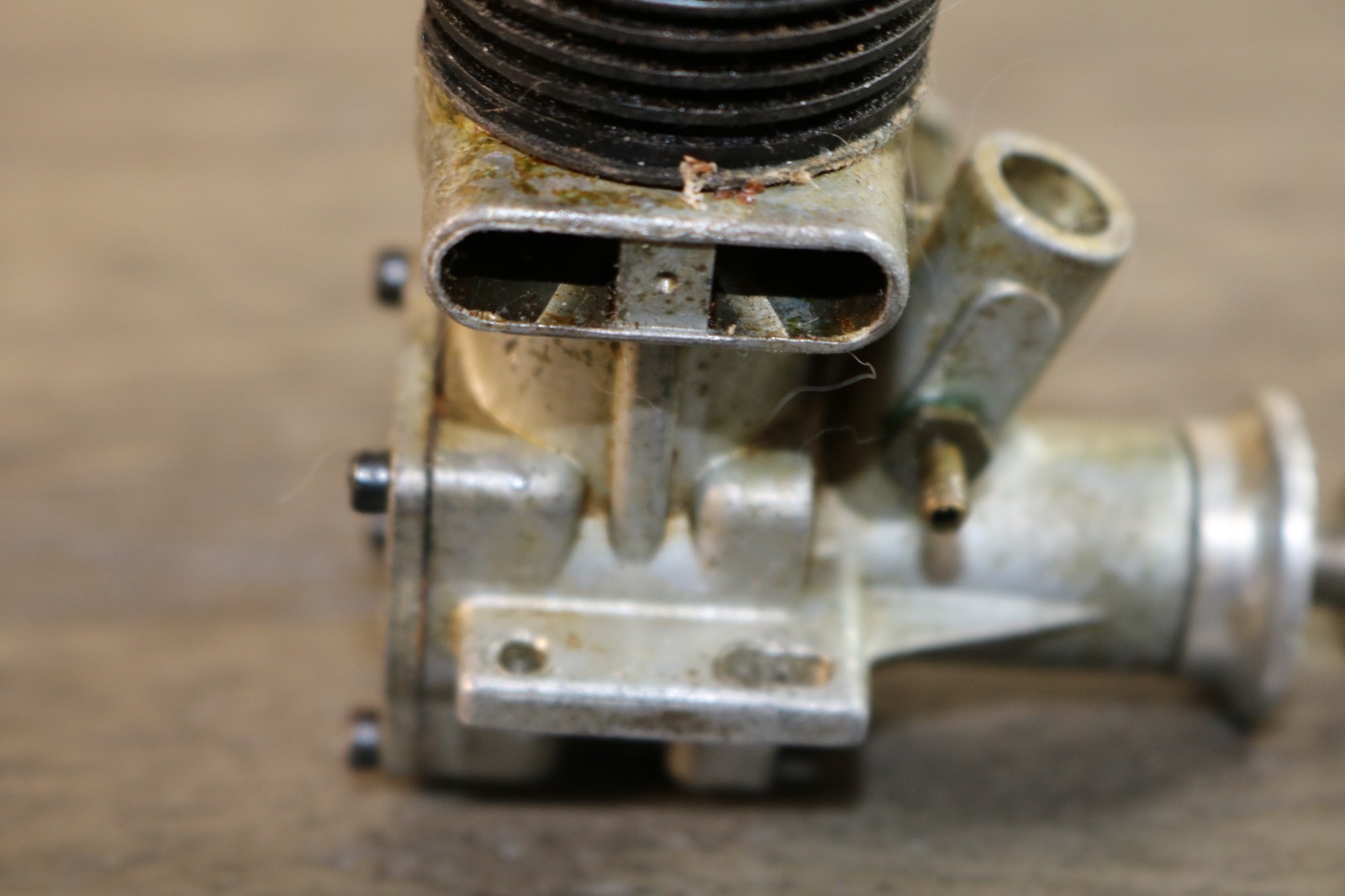 Vtg McCoy Red Head 19 RC CL Glow Plug Model Airplane Engine Good Compression!