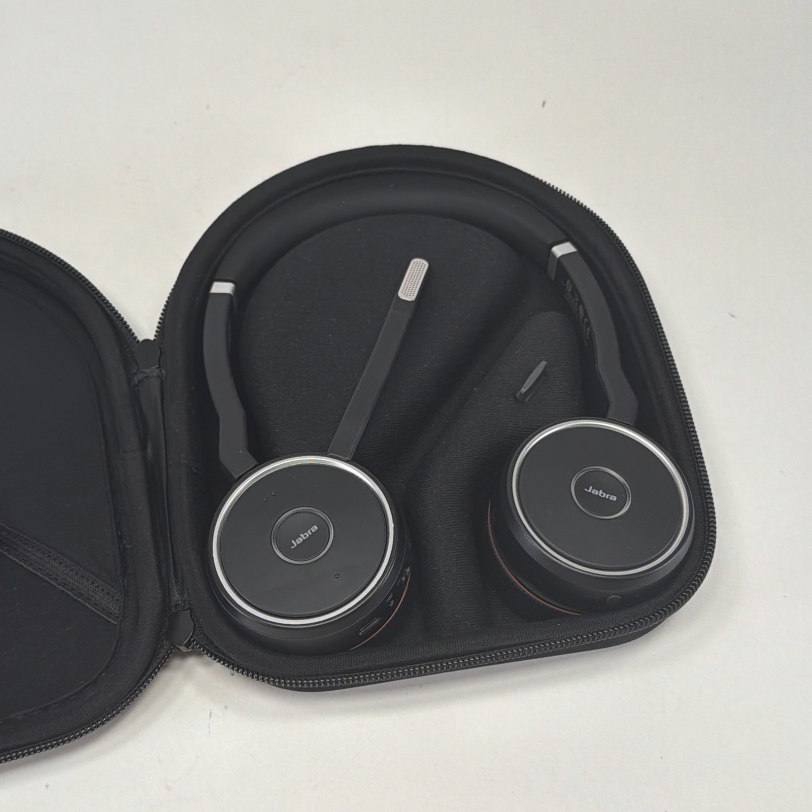 Jabra Evolve 75 Stereo Wireless Bluetooth Headset Headphones Black HSC040W