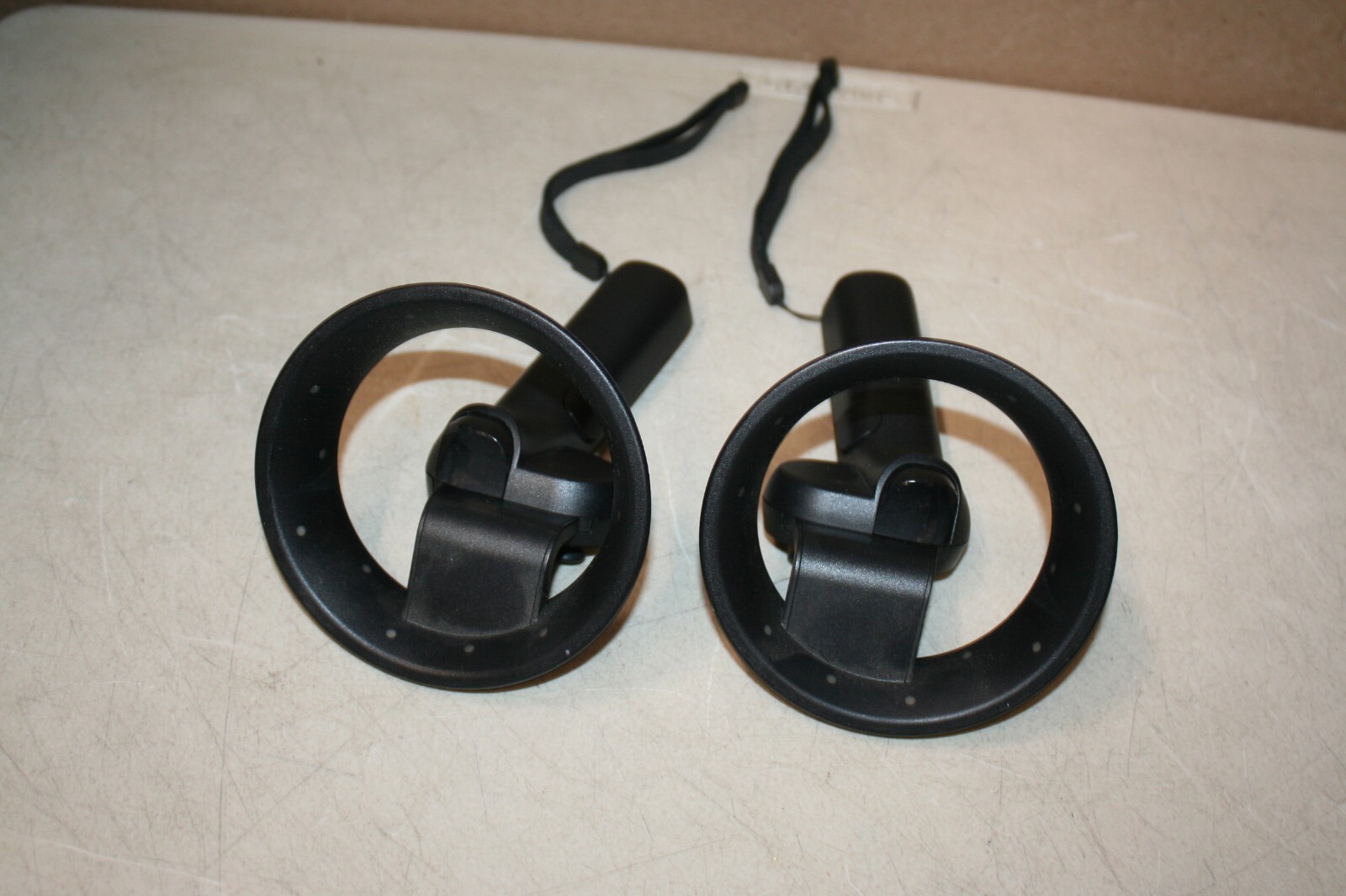 Microsoft Windows A85 CYK VR Controller Knuckles Left & Right