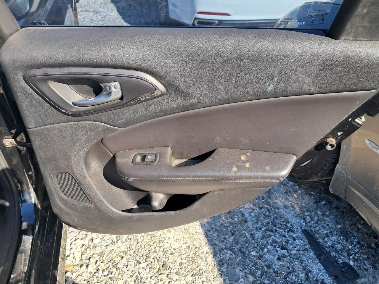 200 2015 Glove Box 4848667