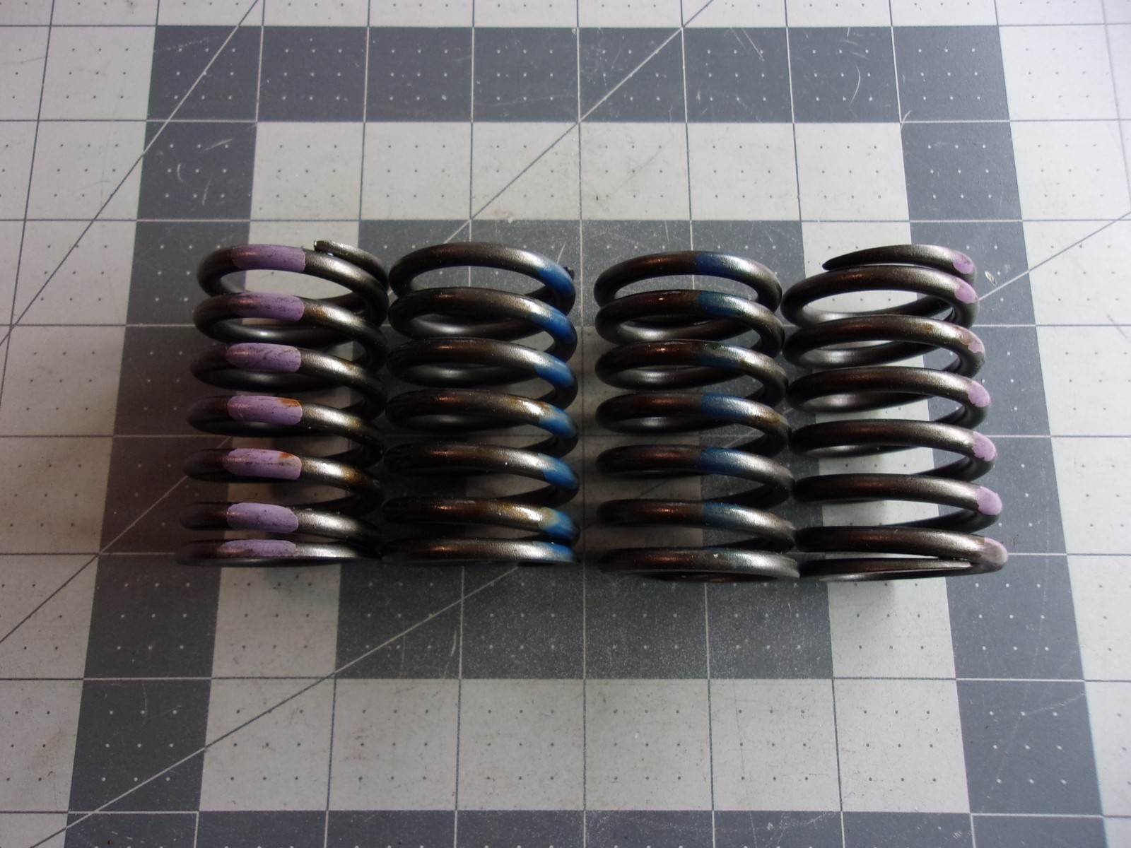 Clevite 212-1292 (4) Valve Springs