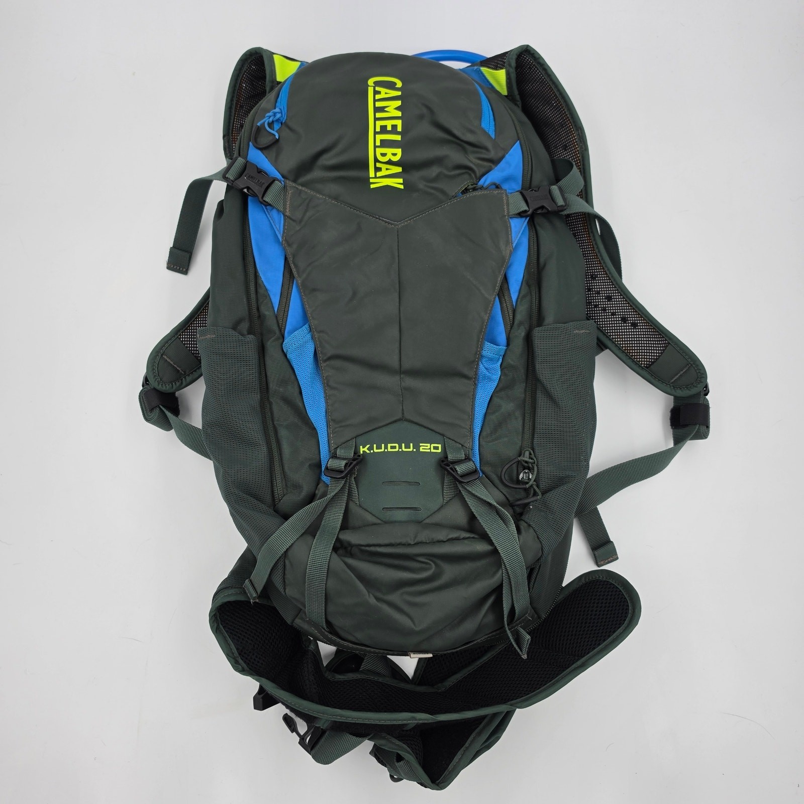 CamelBak KUDU Protector 20 MTB Hydration Backpack Spine Armor Green Blue EUC M-L