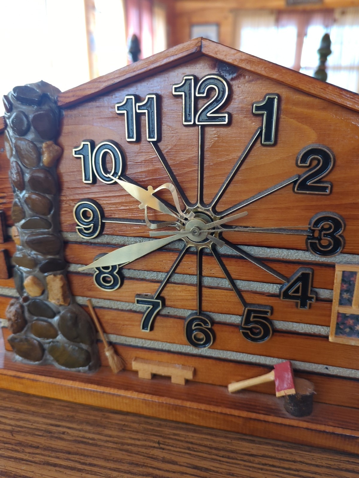 1993 Bob Bolduc Folk Art Hillbilly Heaven Log Cabin Wall Mantle Clock 15.5"x9.5"