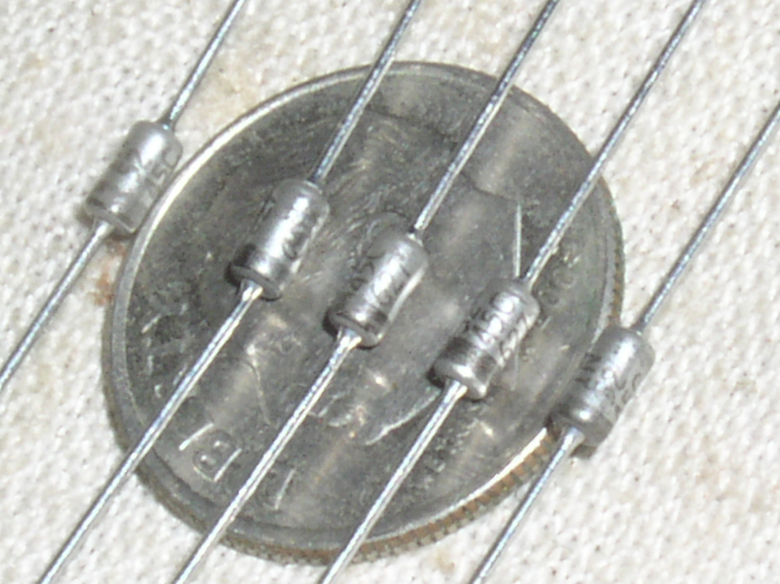 (5) MOTOROLA 1N5245C 15 V VOLT ZENER DIODE DO35 500MW .5W 1/2 WATT 2% 1N5245 USA