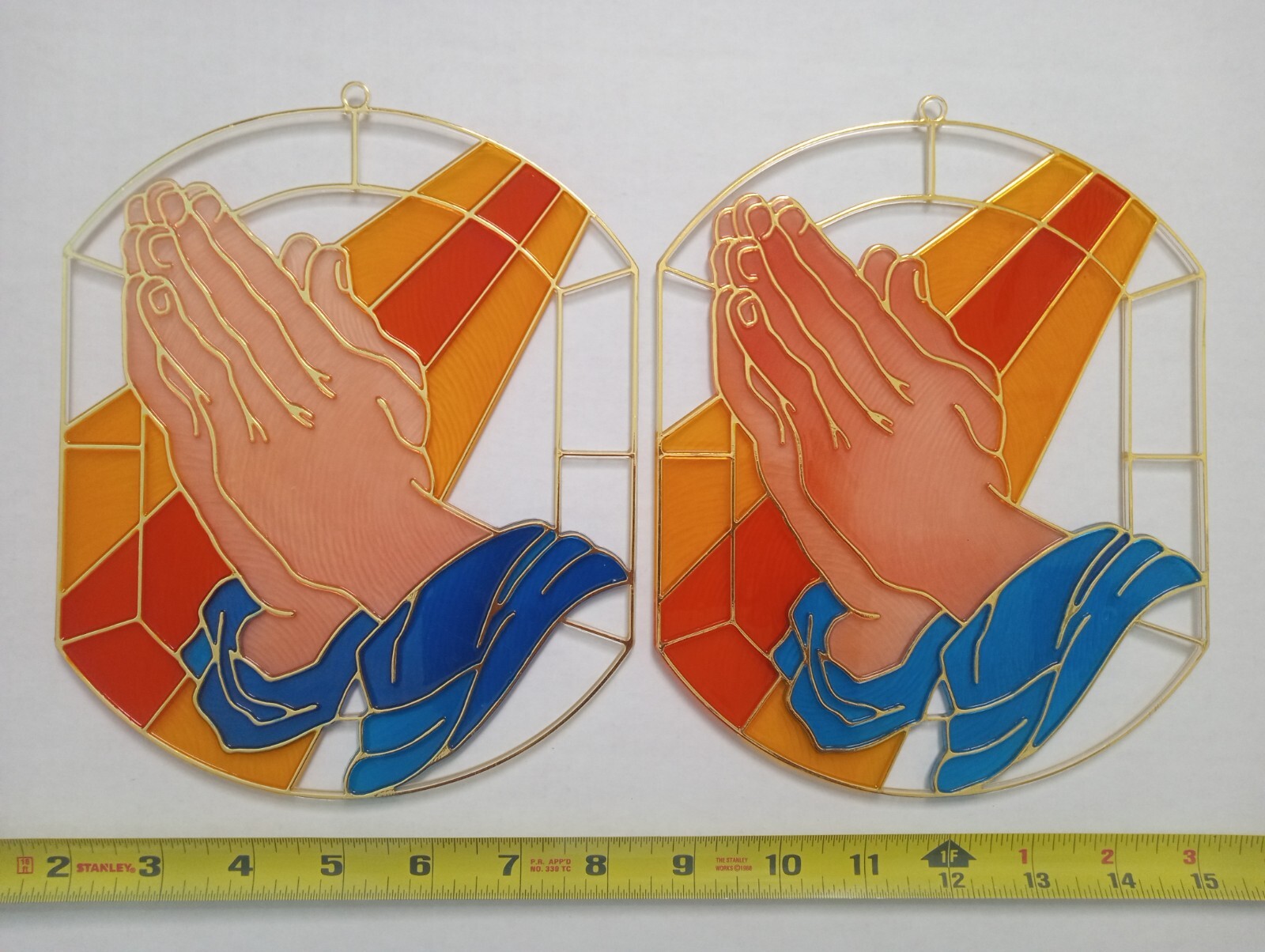 Vintage Plastic Sun Catchers Praying Hands Religious Prayer