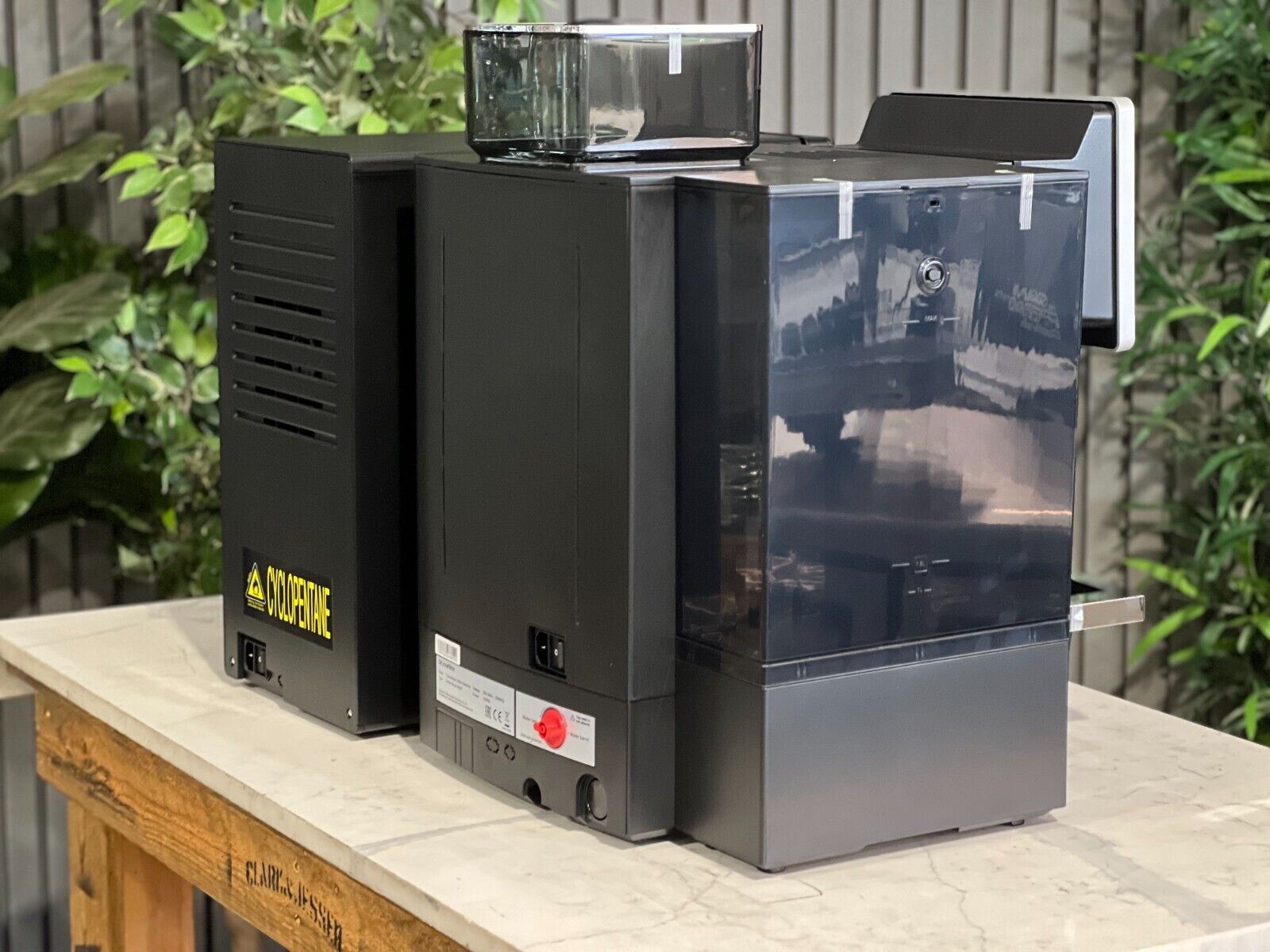 DR COFFEE BREAK BIG WITH MILK FRIDGE (8L WATER TANK) FULLY AUTOMATIC BRAND NEW